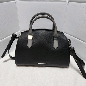 가죽 핸드백 칼린