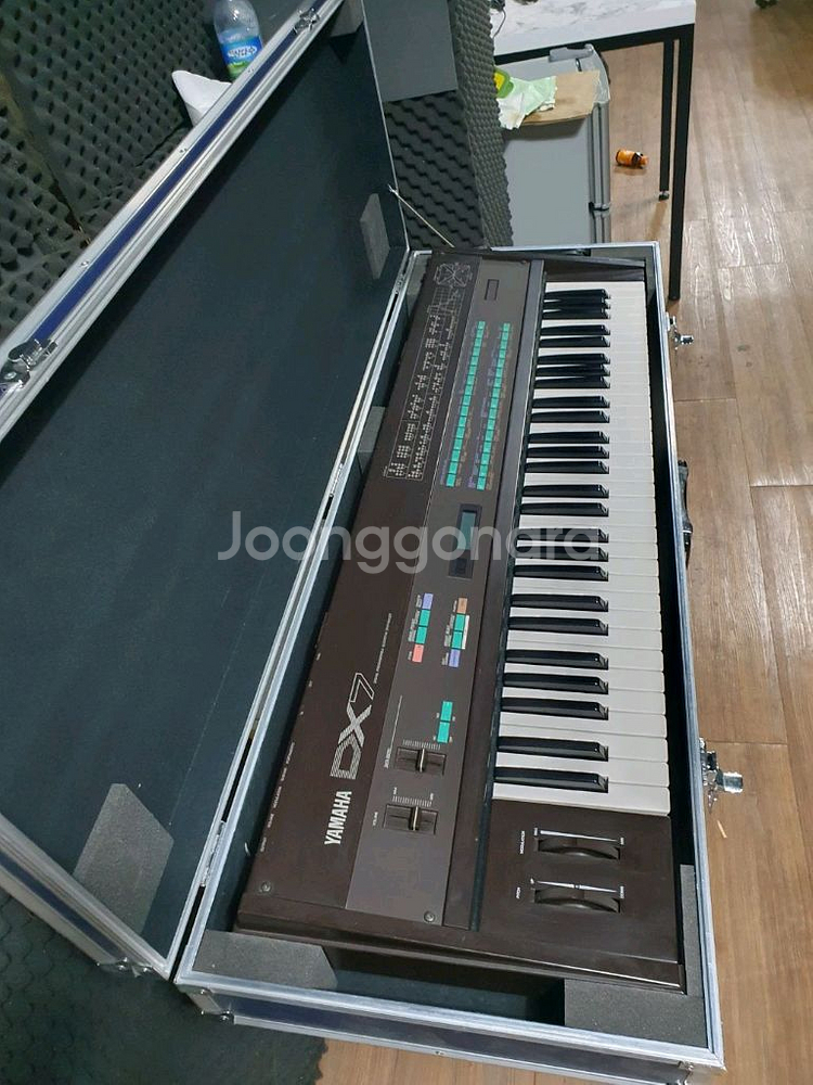 야마하 DX7 신디사이저--0
