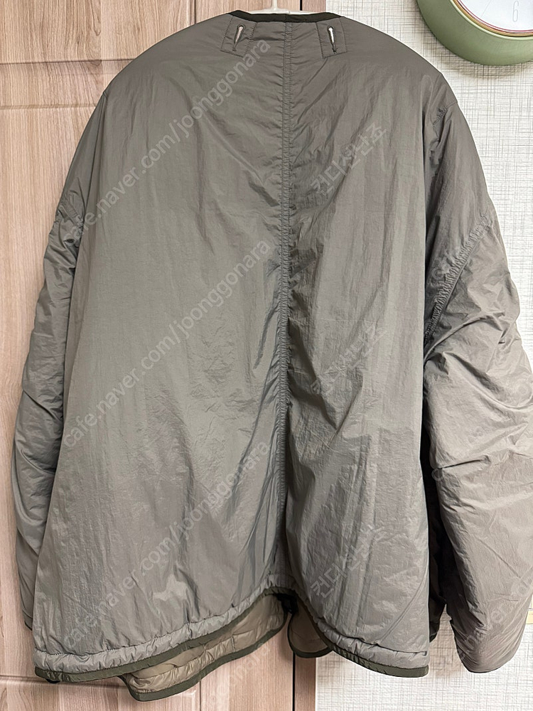 모이프 라이너자켓 라이트올리브색상 2(M)사이즈(100)팝니다. 이미지