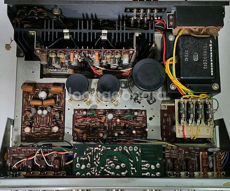 마란츠 1060 인티앰프 (우드장착)--8