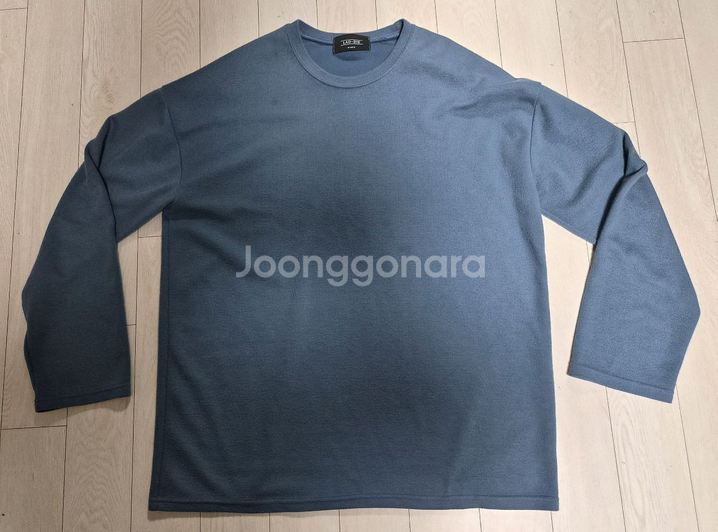 스카이 블루 라운드넥 긴팔 티셔츠--2