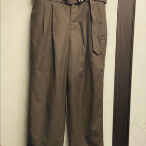 송지오옴므 배정남 팬츠 브라운 46사이즈 판매합니다.