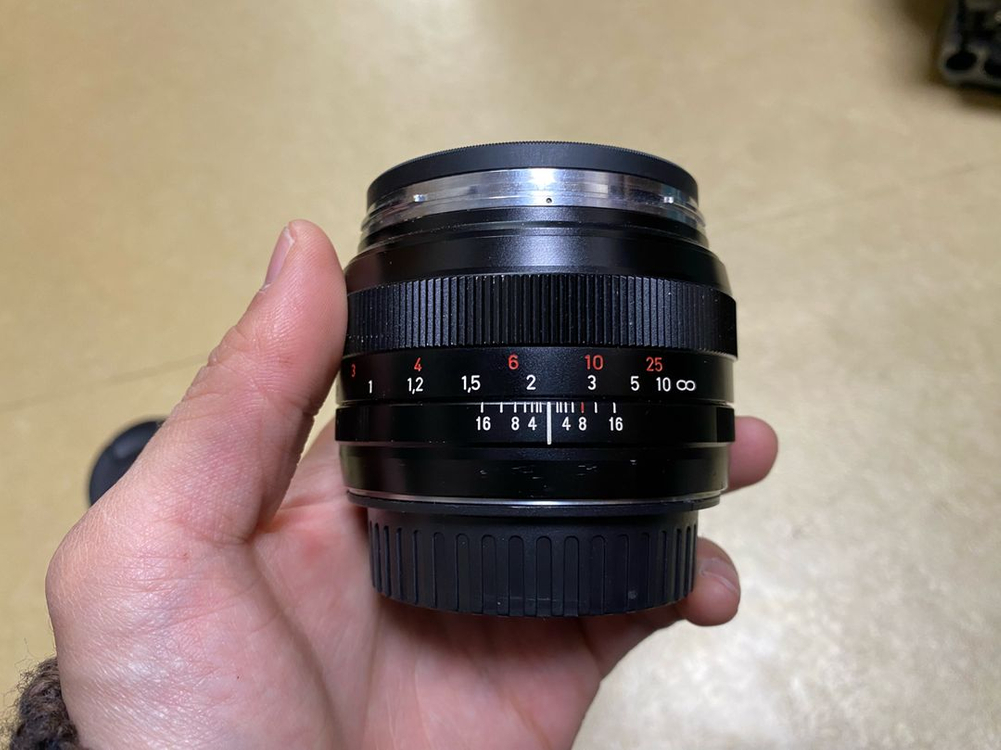 칼자이즈 플라나 f/1.4 ze 캐논 ef 마운트 50mm 1.4 판매합니다. 이미지