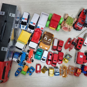 자동차 장난감 소방차 경찰차 카캐리어 등 38개