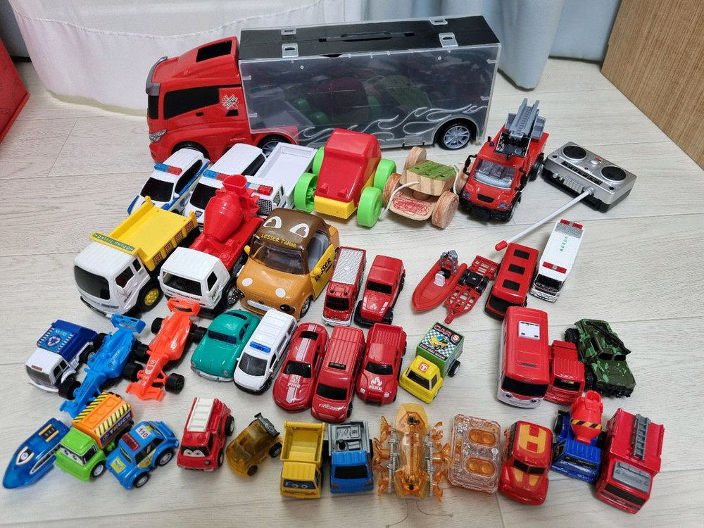 자동차 장난감 소방차 경찰차 카캐리어 등 38개--2