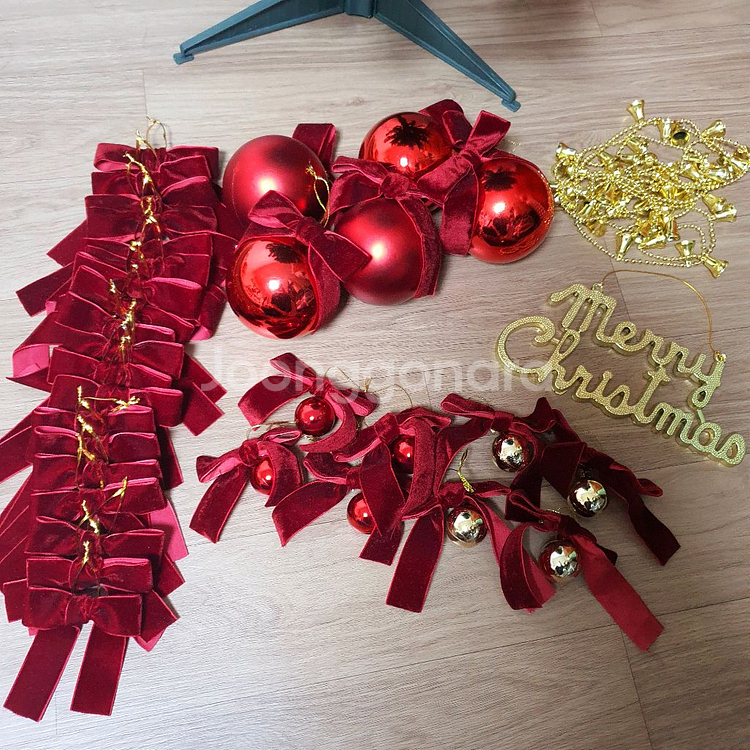 크리스마스 트리, 전구, 리본, 오너먼트, 리스, 가랜드, 모루 장식 등 일괄--1