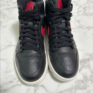 나이키 조던1 레트로하이 260