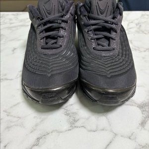 나이키 우먼스 에어맥스 디럭스 260 이미지