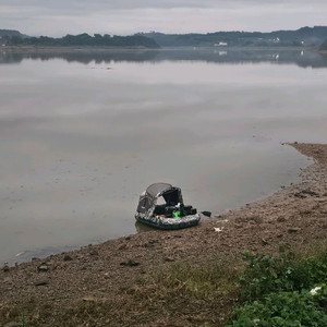 고무보트 이미지