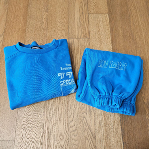 런레빗셋업.120사이즈