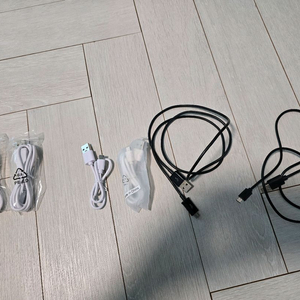 USB to 5핀 케이블 6개 팔아요 (일괄 가격)