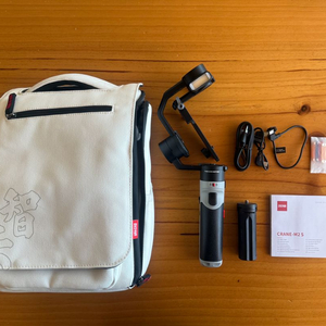 짐벌 지윤 크레인 m2s 깨끗한 중고 팝니다