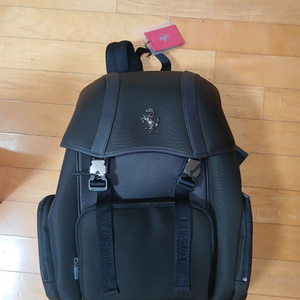 페라리 출고선물 가죽백팩 판매합니다