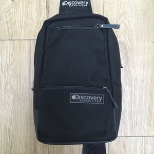 디스커버리 슬링백 블랙 9L