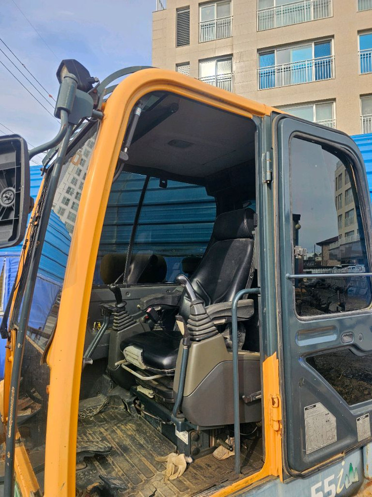 현대 ROBEX 55 굴삭기 이미지