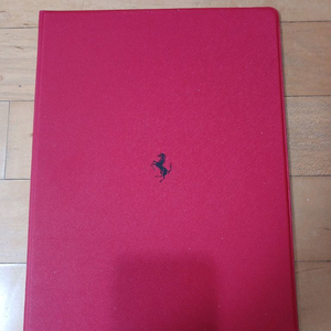 페라리 파일홀더 정품입니다 이미지