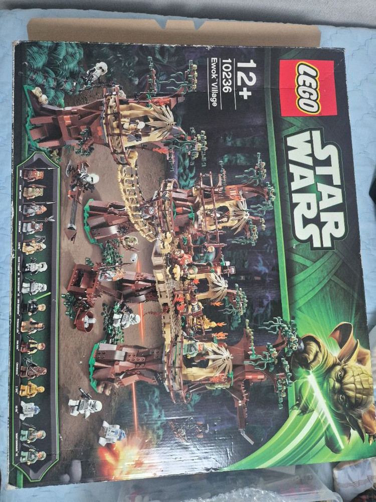 레고 스타워즈 10236 이웍빌리지 이미지