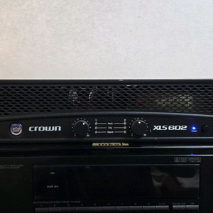 크라운 XLS602 파워앰프입니다