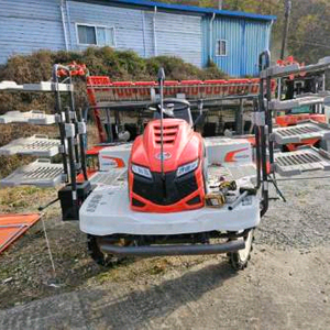 구보다 8조 이앙기 이미지