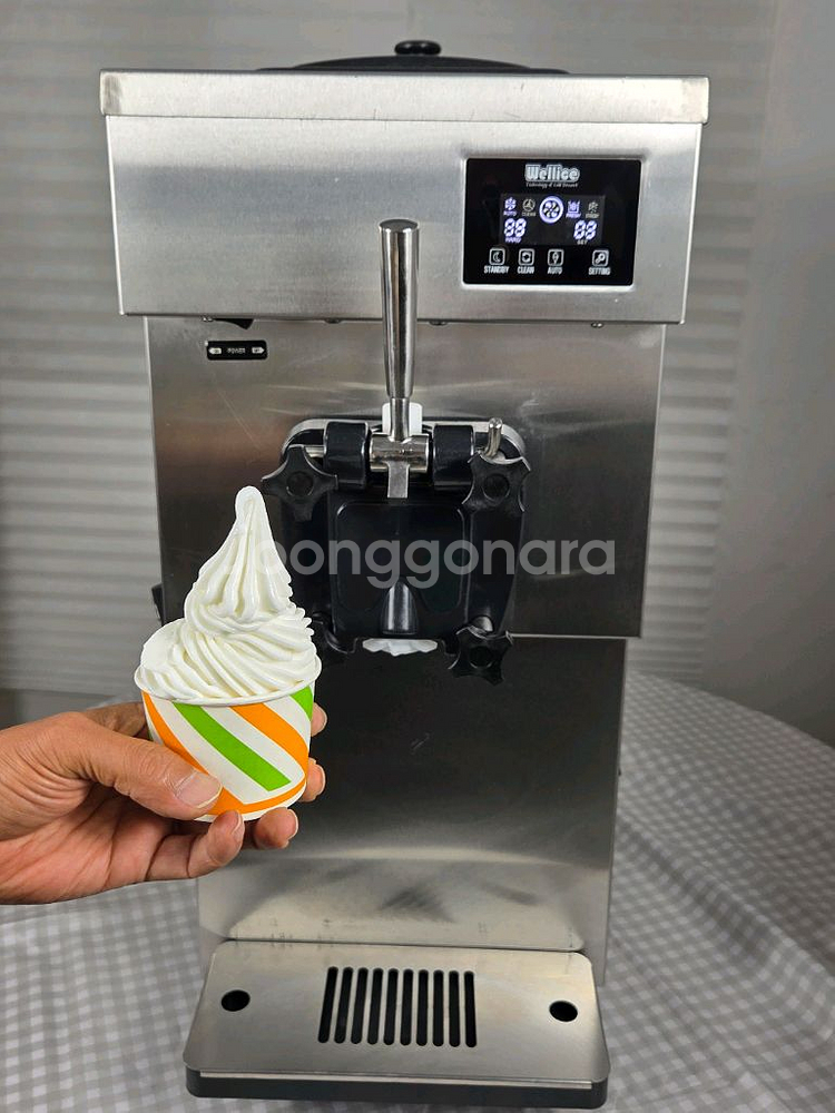 웰아이스 T119 소프트아이스크림/요거트 기계 (신품급) 급매--0