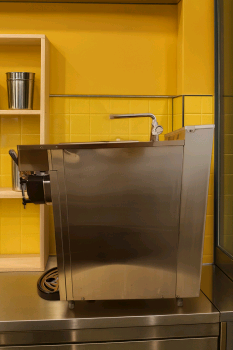 아이스트로 ISI-161TH 소프트아이스크림 기계 상하목장 아이스크림 기계(무상AS 4개월 / 정가 750만 급매--1