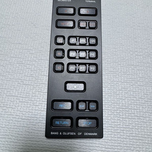 뱅앤올룹슨 B&O Beomaster 6000 전용 정품 리모컨 판매합니다.
