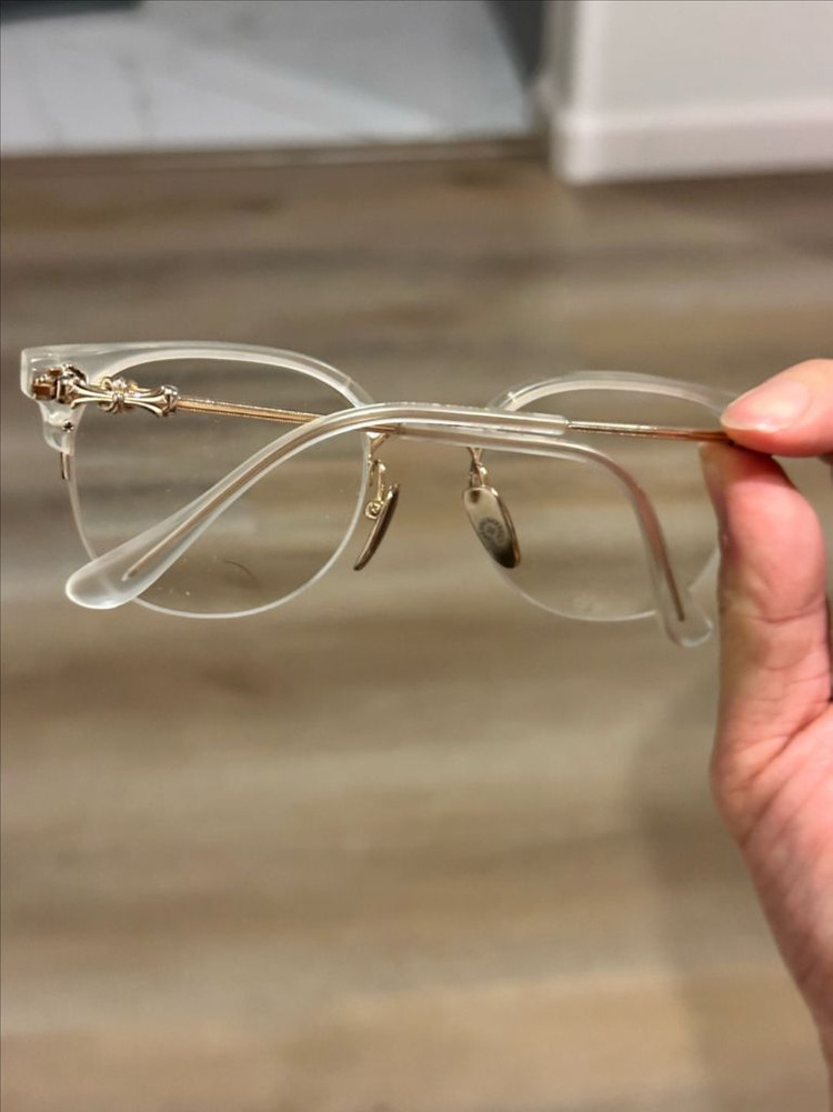 크롬하츠 안경 탕 이미지