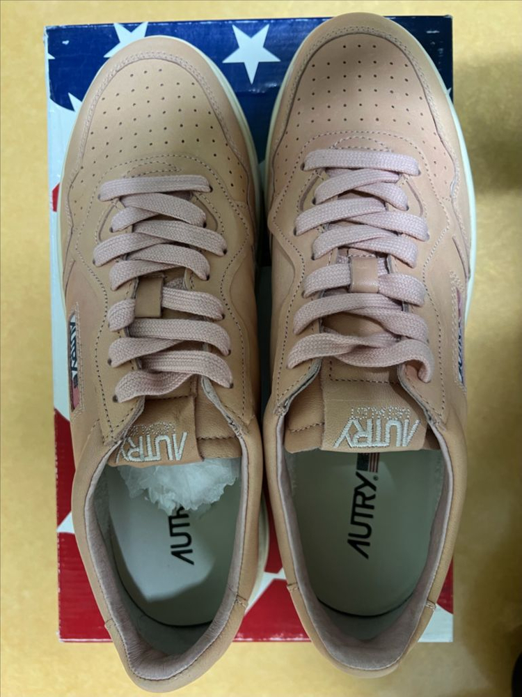 오트리 메달리스트 고트스킨 피치 43 새상품--2