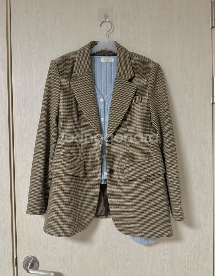 (새상품급) 브라운 체크 울자켓 free size--0