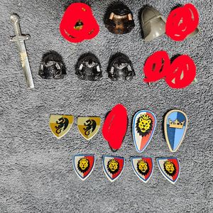 레고 캐슬 소품.방패 투구 판매