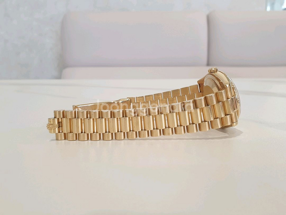 로렉스 데이데이트 118238 샴페인 다이아 금통--4