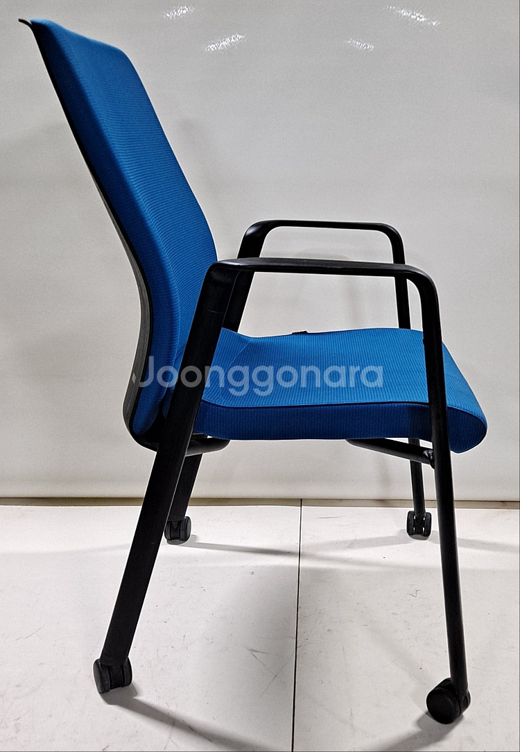 아모스 파트라 모노 의자 (CMN43B)​--1