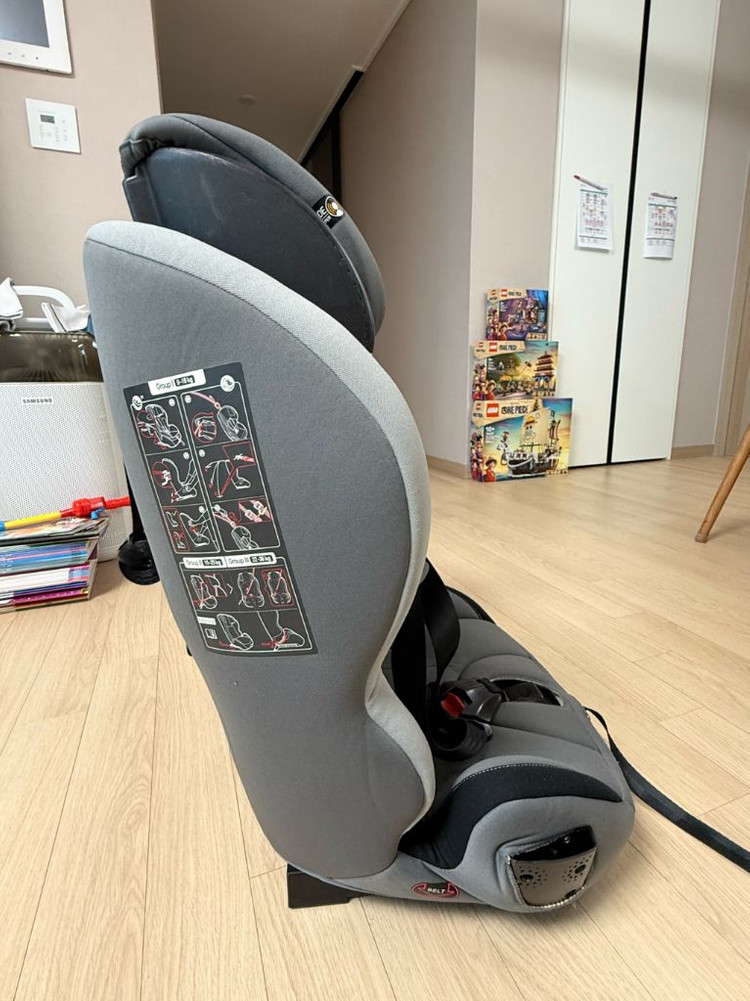 시크 아이사이즈 카시트--1