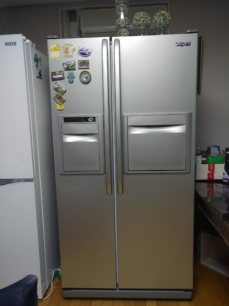 삼성 지펠 양문형 냉장고 684L 5만원--0