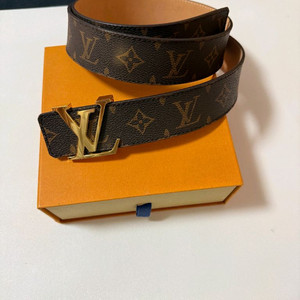 루이비통 남자 가죽 밴드