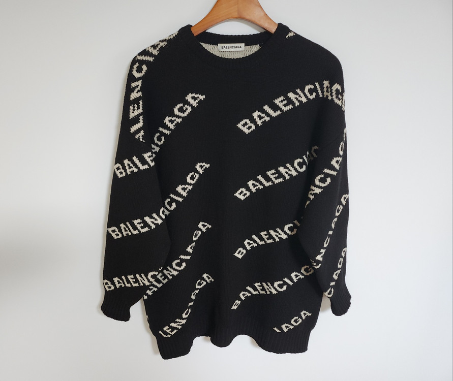 [S] 발렌시아가 블랙 울 멀티로고 여성 오버핏 니트 555273 이미지