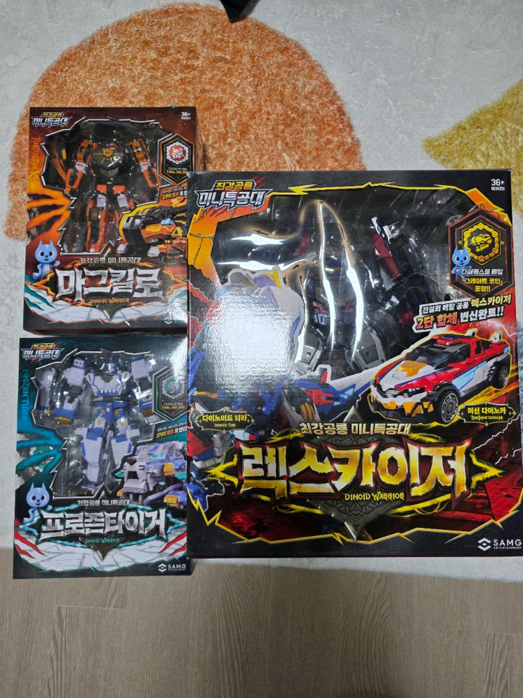 최강공룡 미니특공대 D9 합체 변신 로봇 장난감(일부개봉)(가격내림)--0