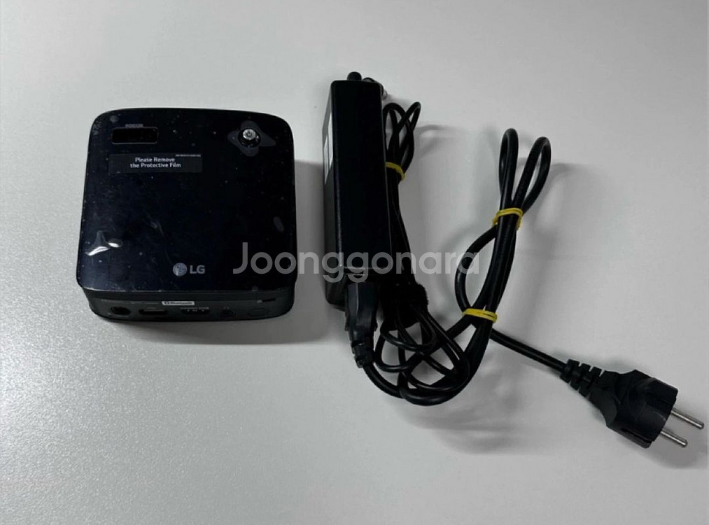 LG 미니빔 프로젝터 PH150B--0