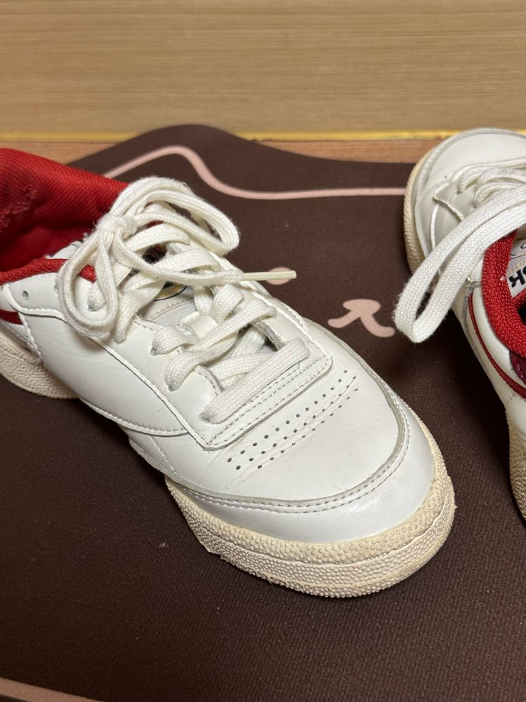 리복 클럽C 85 운동화 235--5