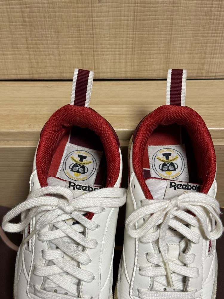 리복 클럽C 85 운동화 235--6