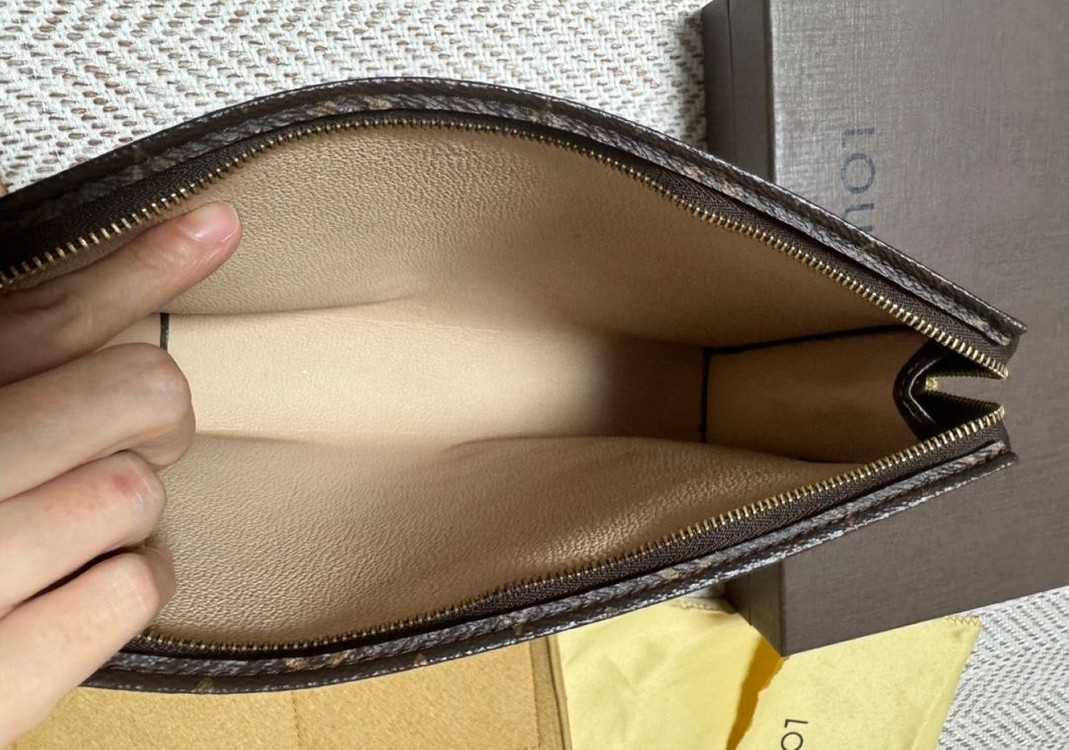 정품 루이비통 포쉐트토일렛 26--2