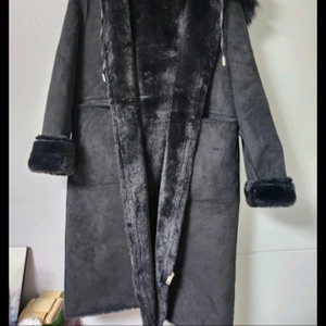 에고이스트 양면 무스탕