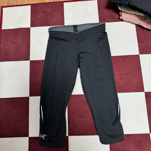 아크테릭스 여성 러닝용 레깅스 XS 블랙