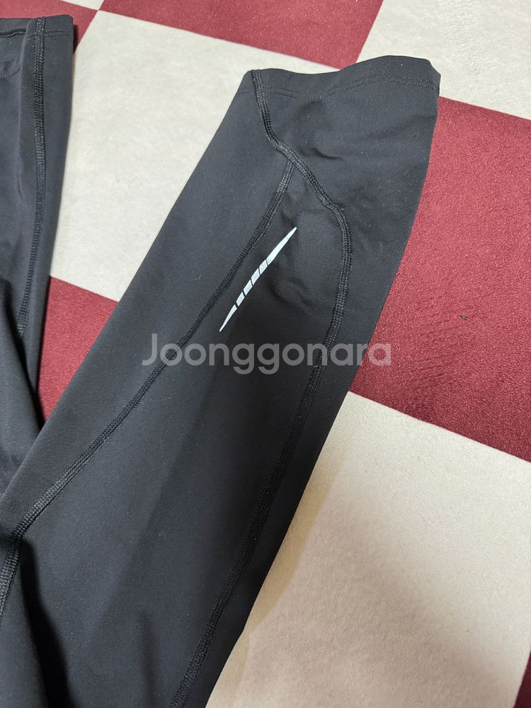 아크테릭스 여성 러닝용 레깅스 XS 블랙--3