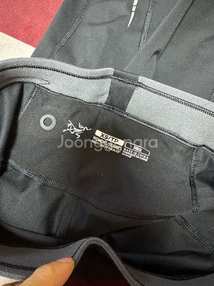 아크테릭스 여성 러닝용 레깅스 XS 블랙--6