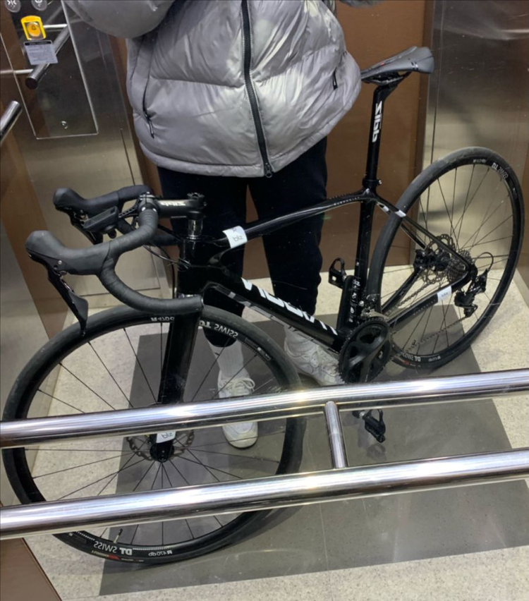 트리곤SLD로드 자전거 이미지