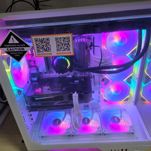 고성능 게이밍 컴퓨터 본체