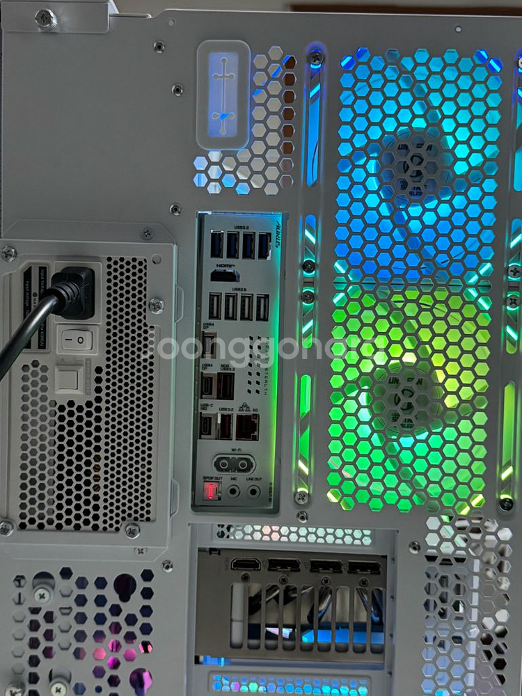 RTX 5090 + Ryzen 9950X3D 초고스펙 시스템 컴퓨터 정리합니다 (2025/12 구매)--7