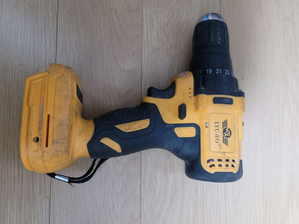 전동 공구 세트 (햄머 드릴, 그라인더, 드릴) 일괄 이미지