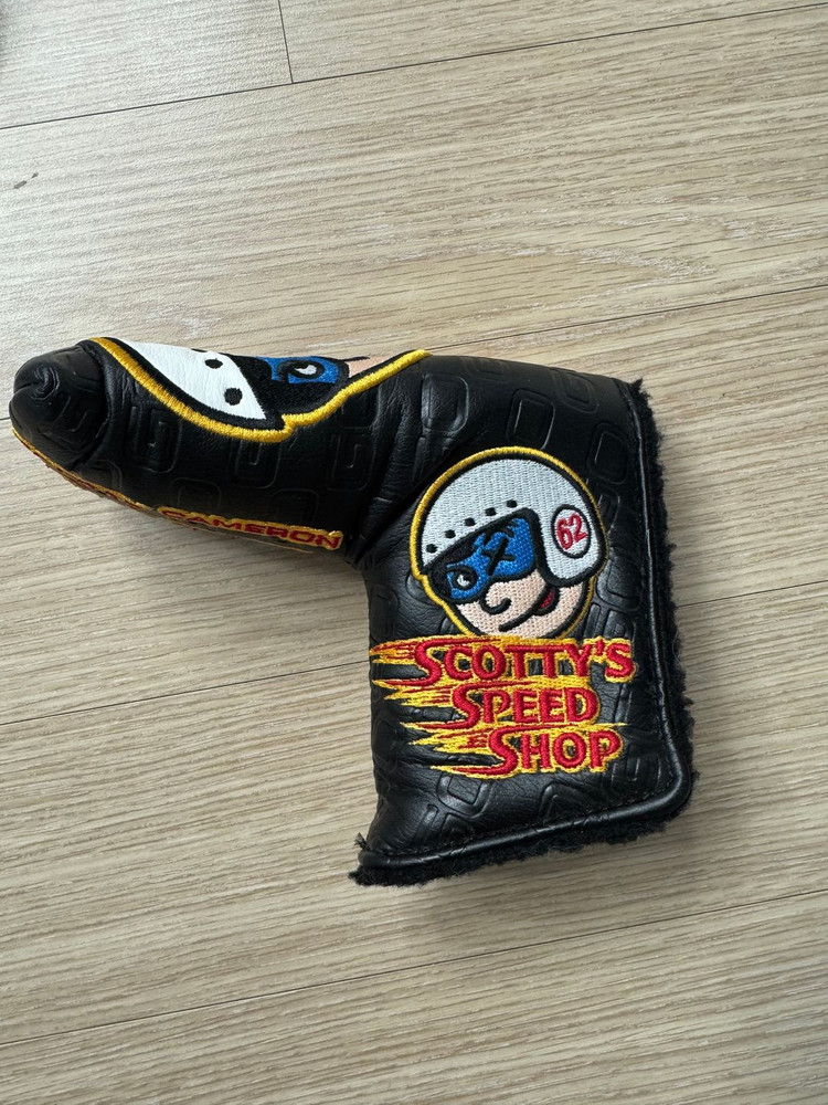 스카티카메론 쟈니레이서 퍼터 커버 이미지